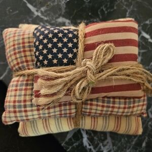 Patriotic Plaid Accent Pillow Set
